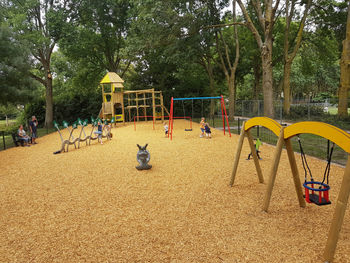 Natuurlijke speeltuin Groen Hart Park geopend