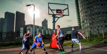 Streetball court: urban vibe én hufterproof