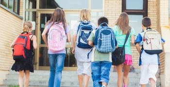 ARCADIS: Verkeerschaos rondom scholen kan echt veel minder